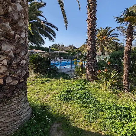 De La Palmeraie - Dans Propriete Privee Au Calme Avec Piscine Et Tennis Holiday home Bormes-les-Mimosas